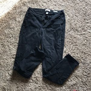 Black high-waisted skinny jeans